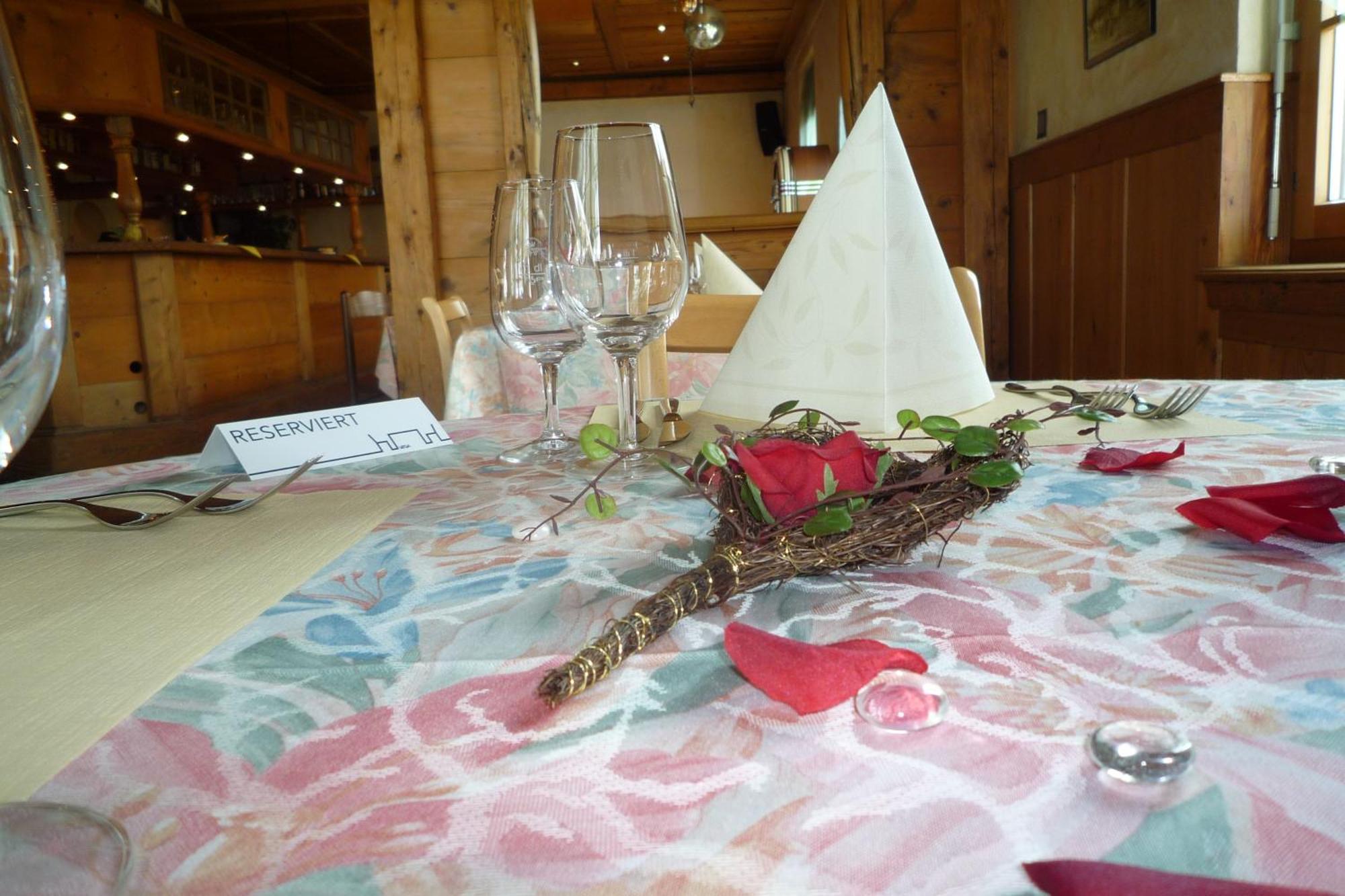 Hotel Restaurant Jura Kerzers Экстерьер фото